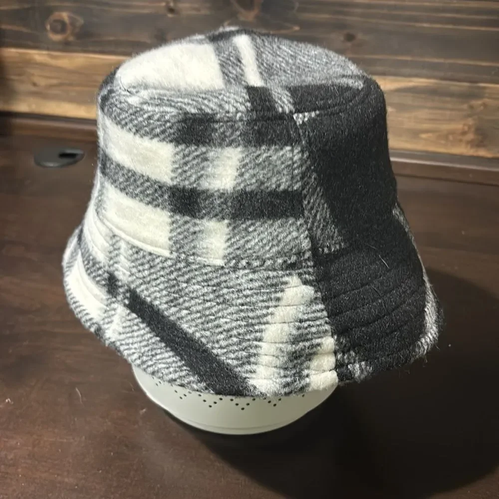 NWT New H&M Black White Plaid Soft Bucket Hat Size XS/S